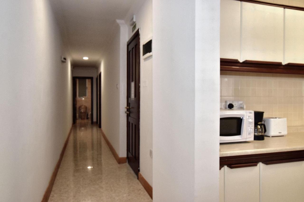 2 Bedroom, Central And Spacious Apartment With Sea View - 2 Мсида Екстериор снимка