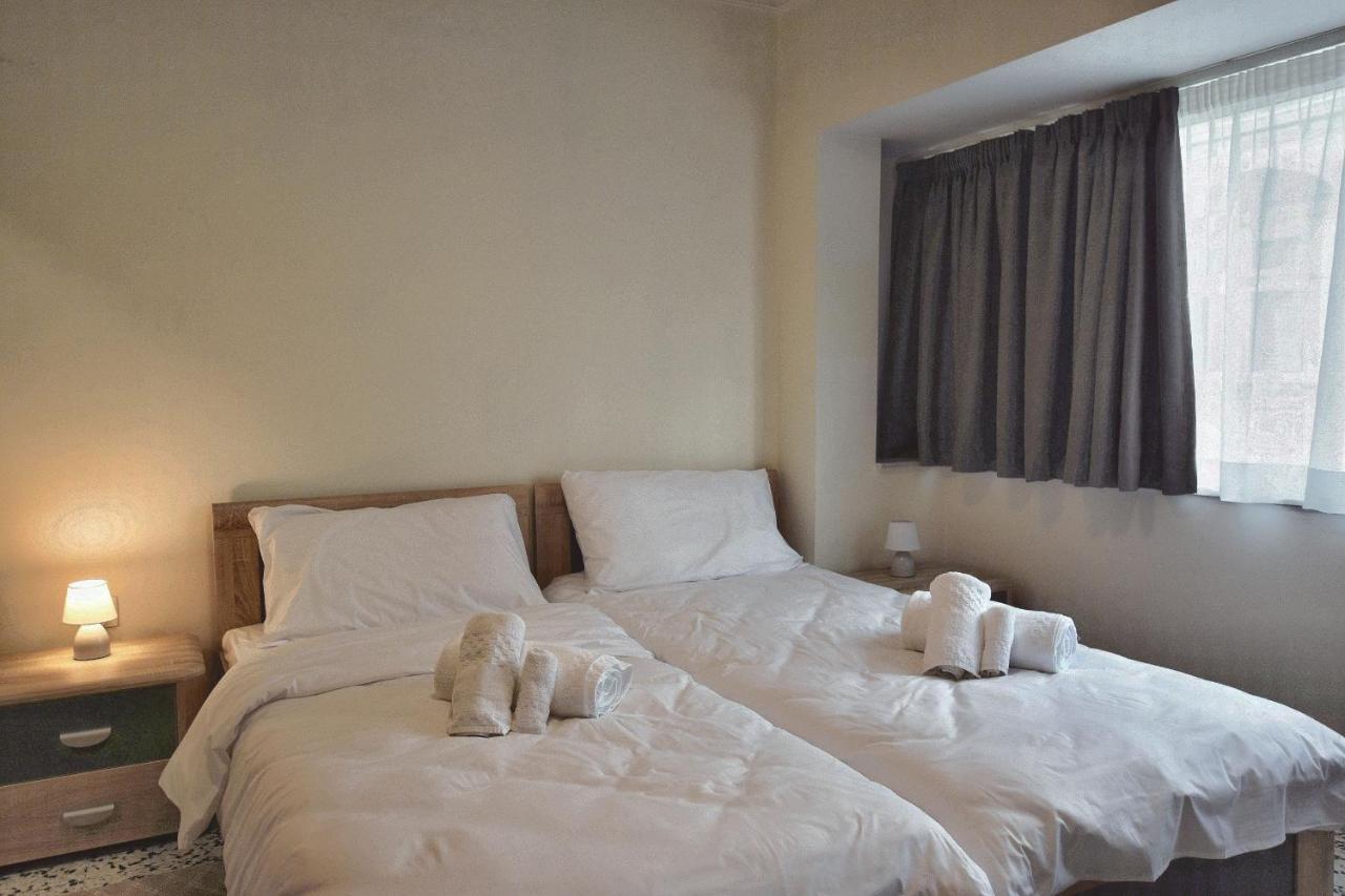 2 Bedroom, Central And Spacious Apartment With Sea View - 2 Мсида Екстериор снимка